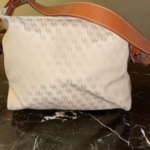 Dooney & Bourke